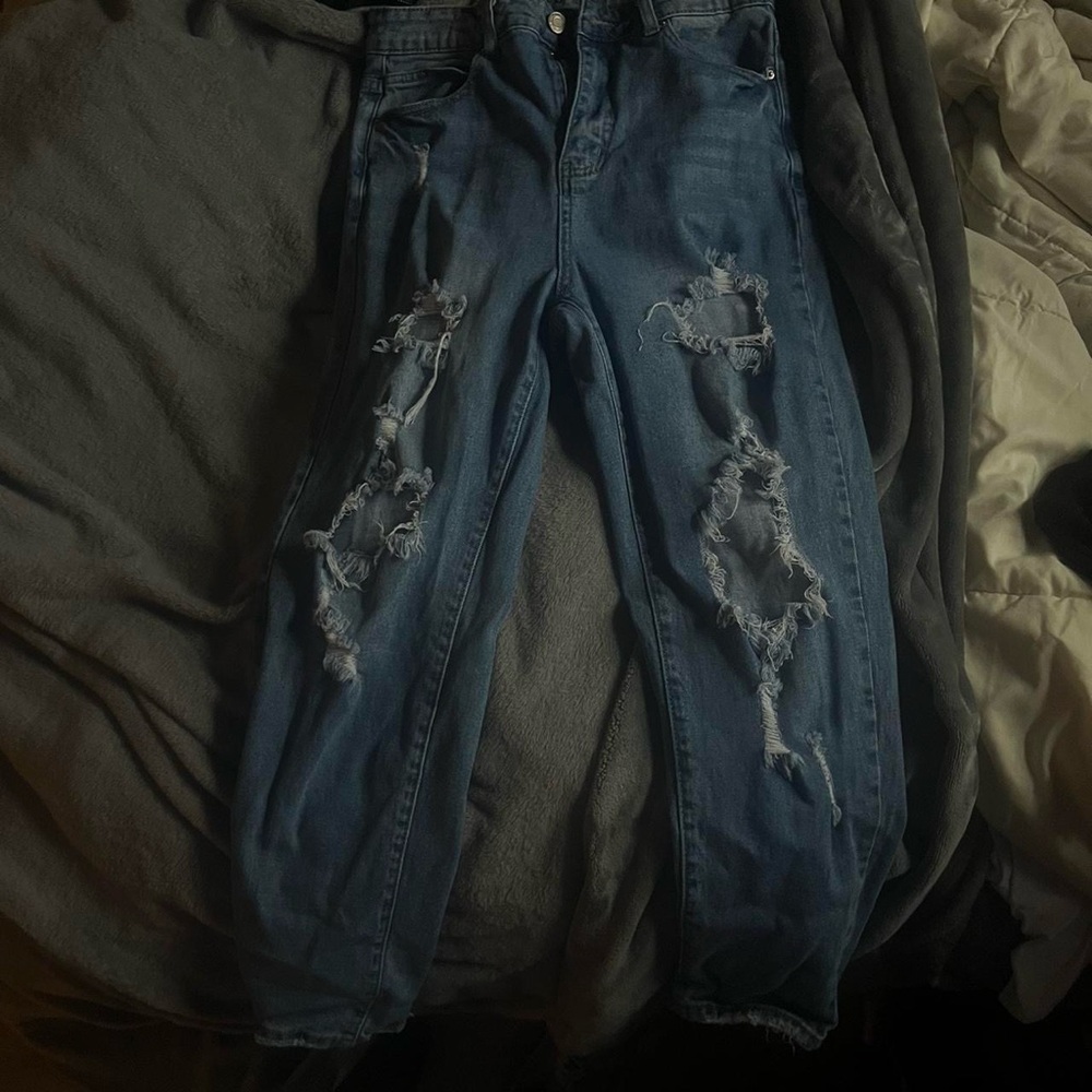 Women's Distressed Blue Jeans